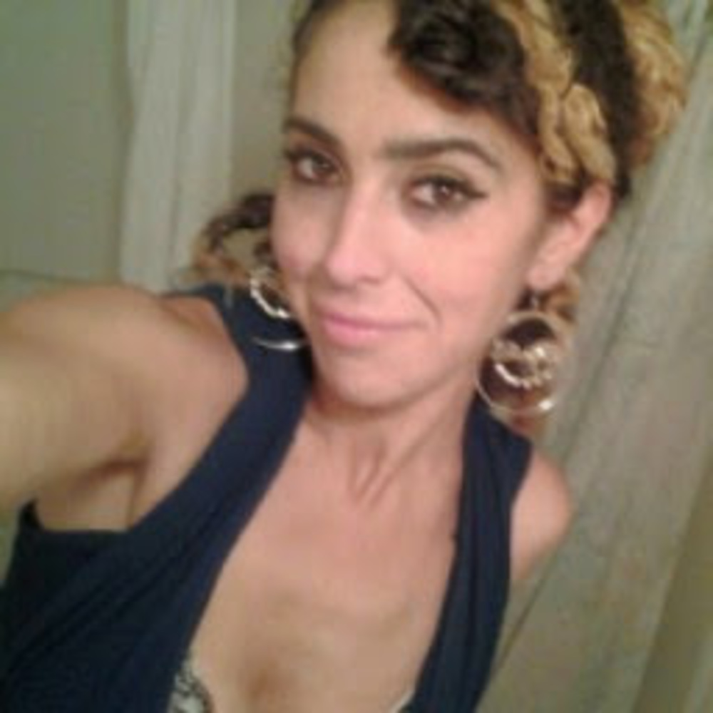 Meet your Posher, Roxanne